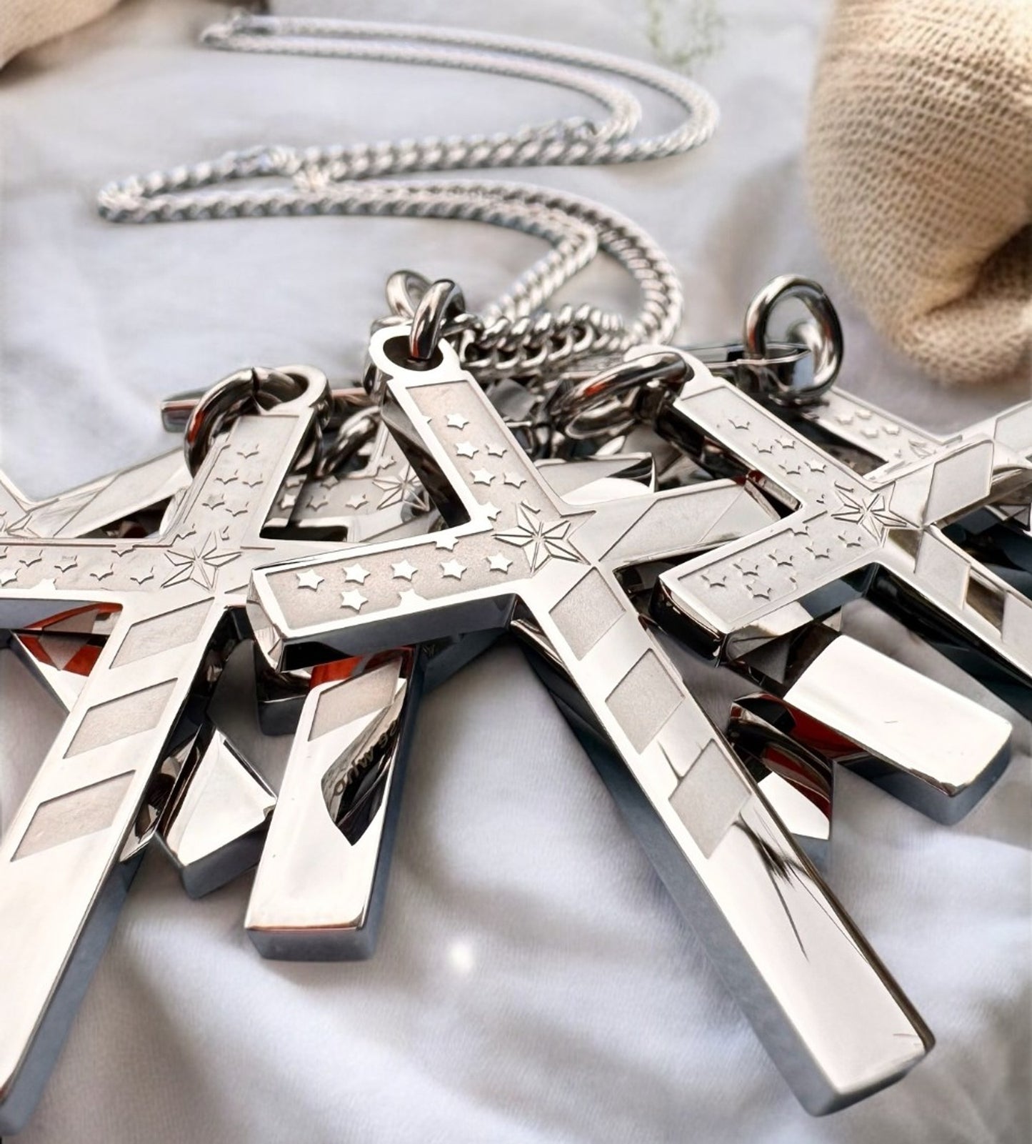 Alala Men’s Proverbs 30:5 Cross Necklace